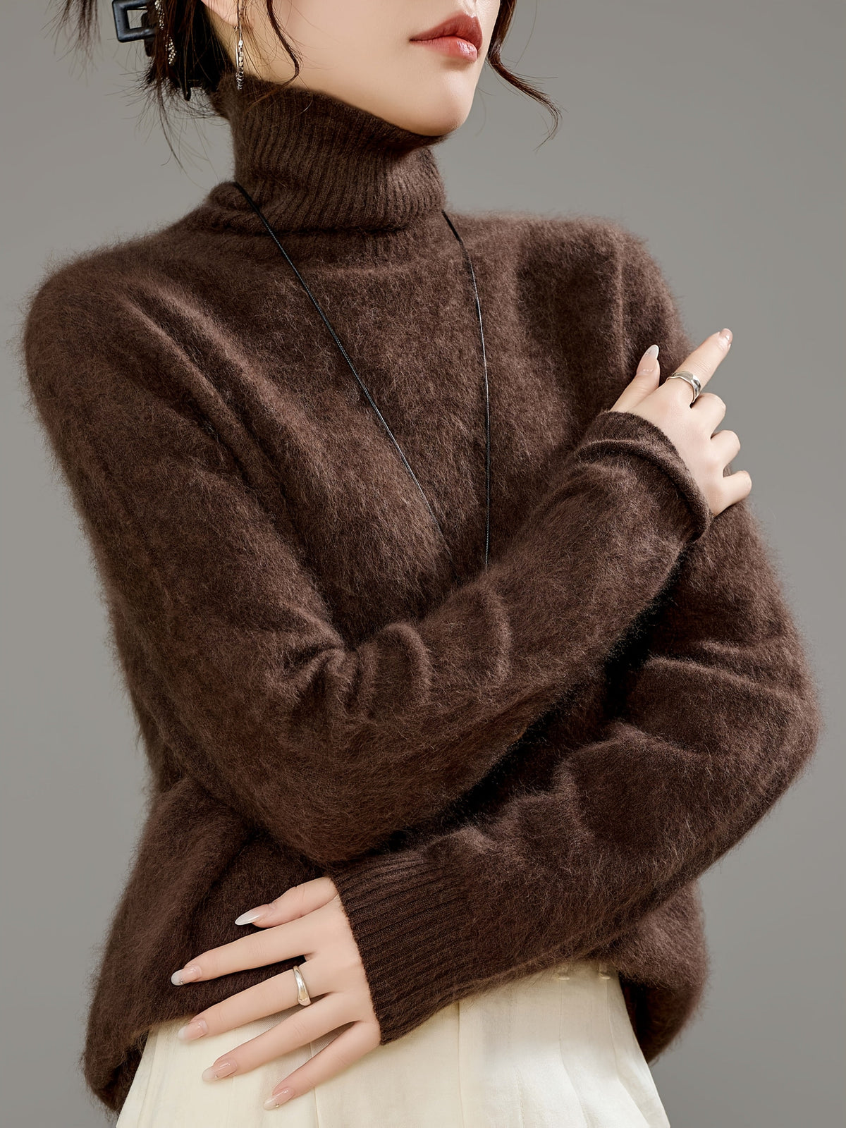 Annelise Cashmere Wool Turtleneck Sweater