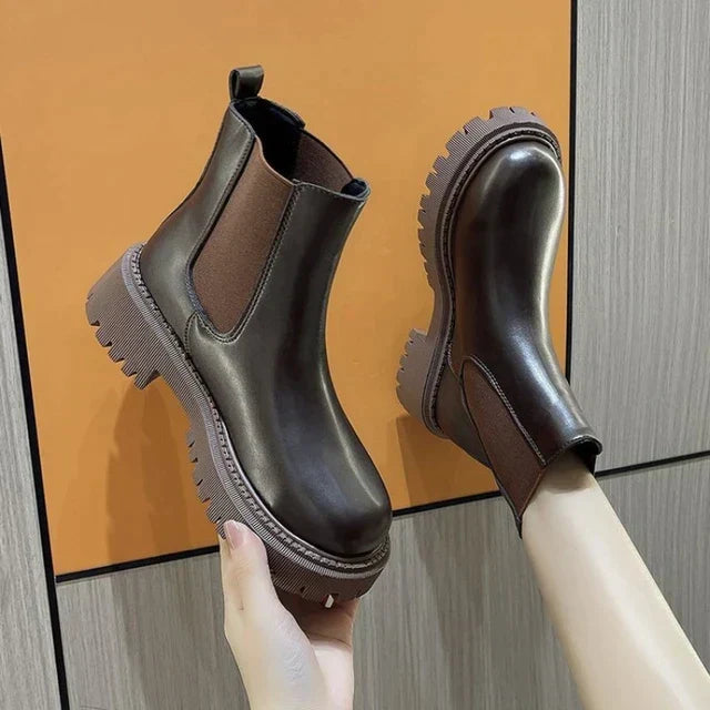 Rosetta Classic Chelsea Boots