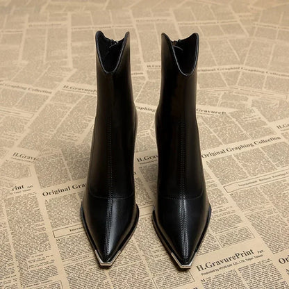 Vellore Chelsea Leather Boot
