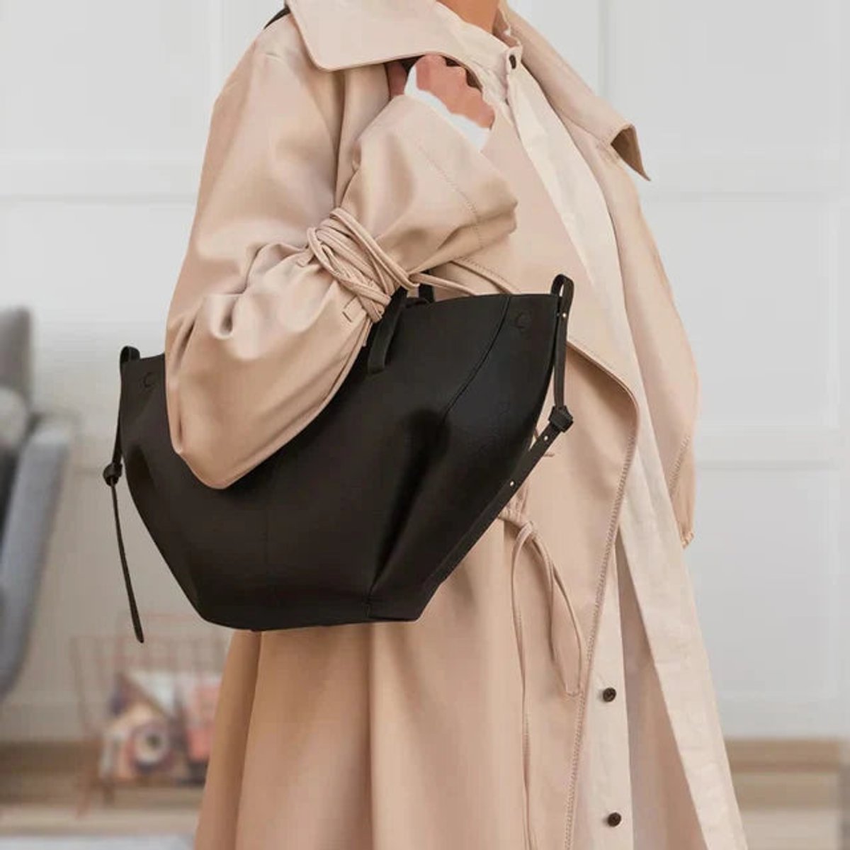 Vivica Vintage PU Leather Shoulder Tote